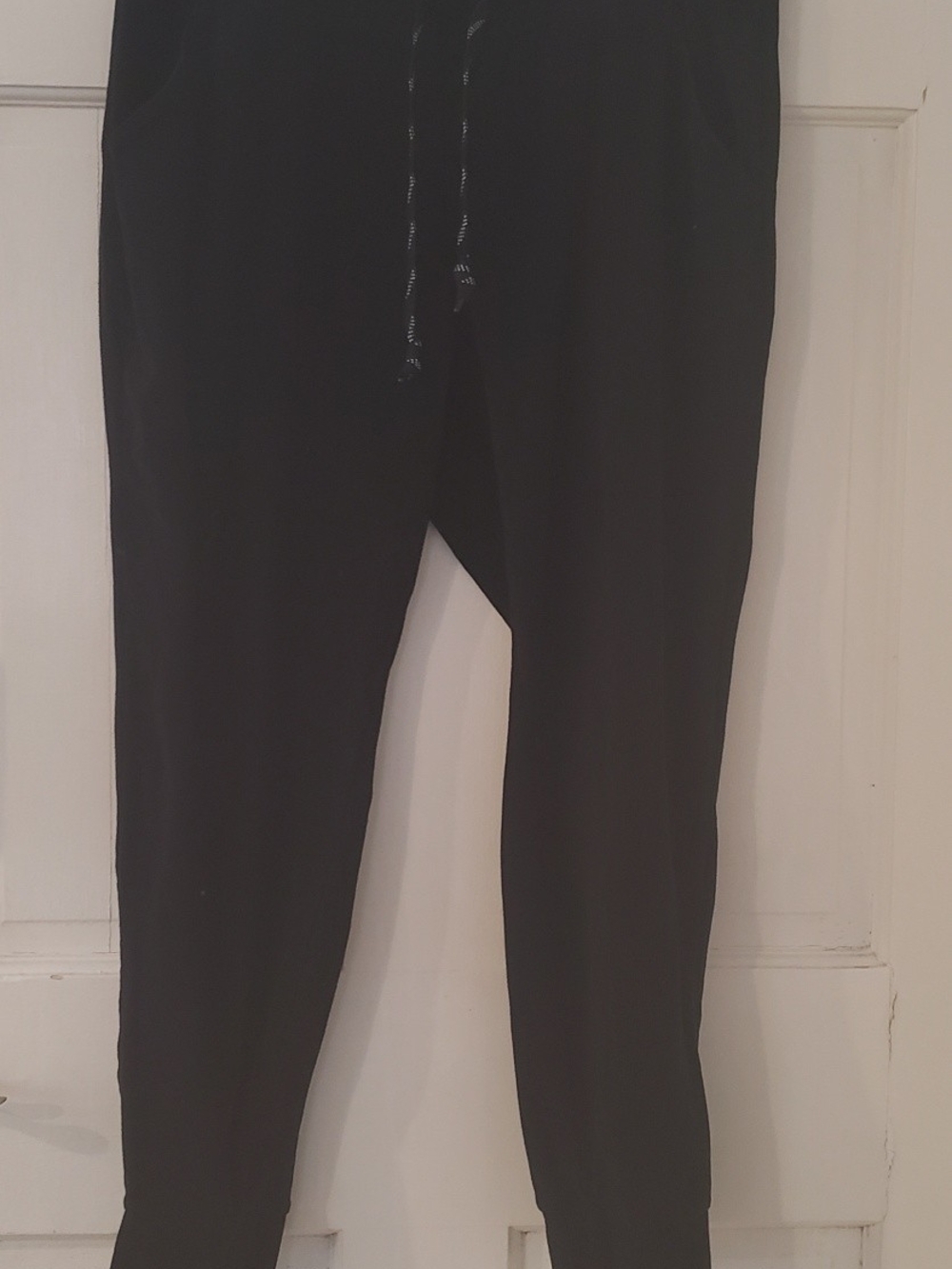 Andrew Marc Women's Black Drawstring Jogger Pants